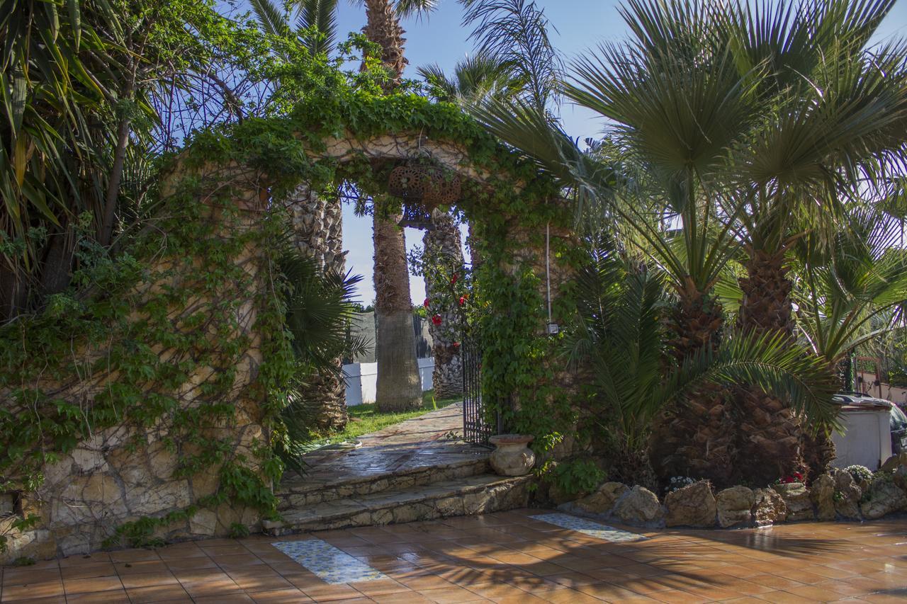 B&B Casa Augusto Luxury Сан-Леоне Экстерьер фото
